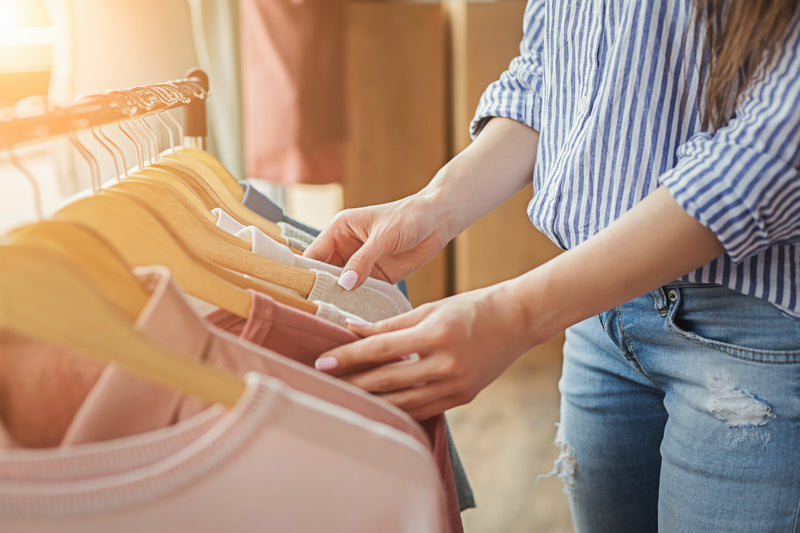 Types of Women’s Tops that Are on Trend
