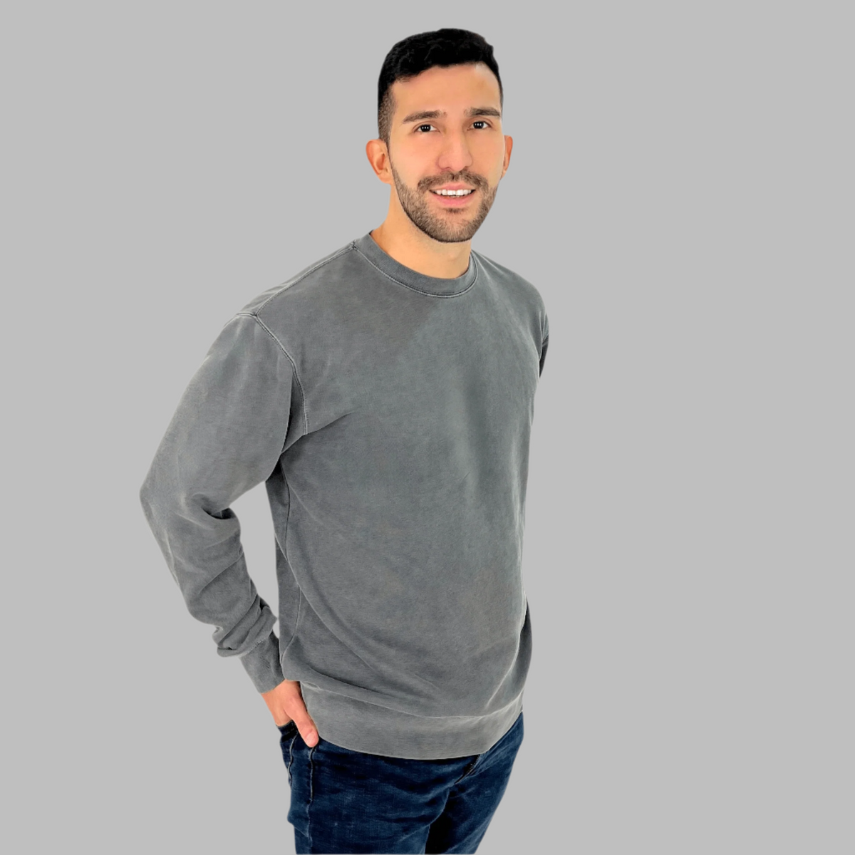 mens grey crewneck sweatshirt